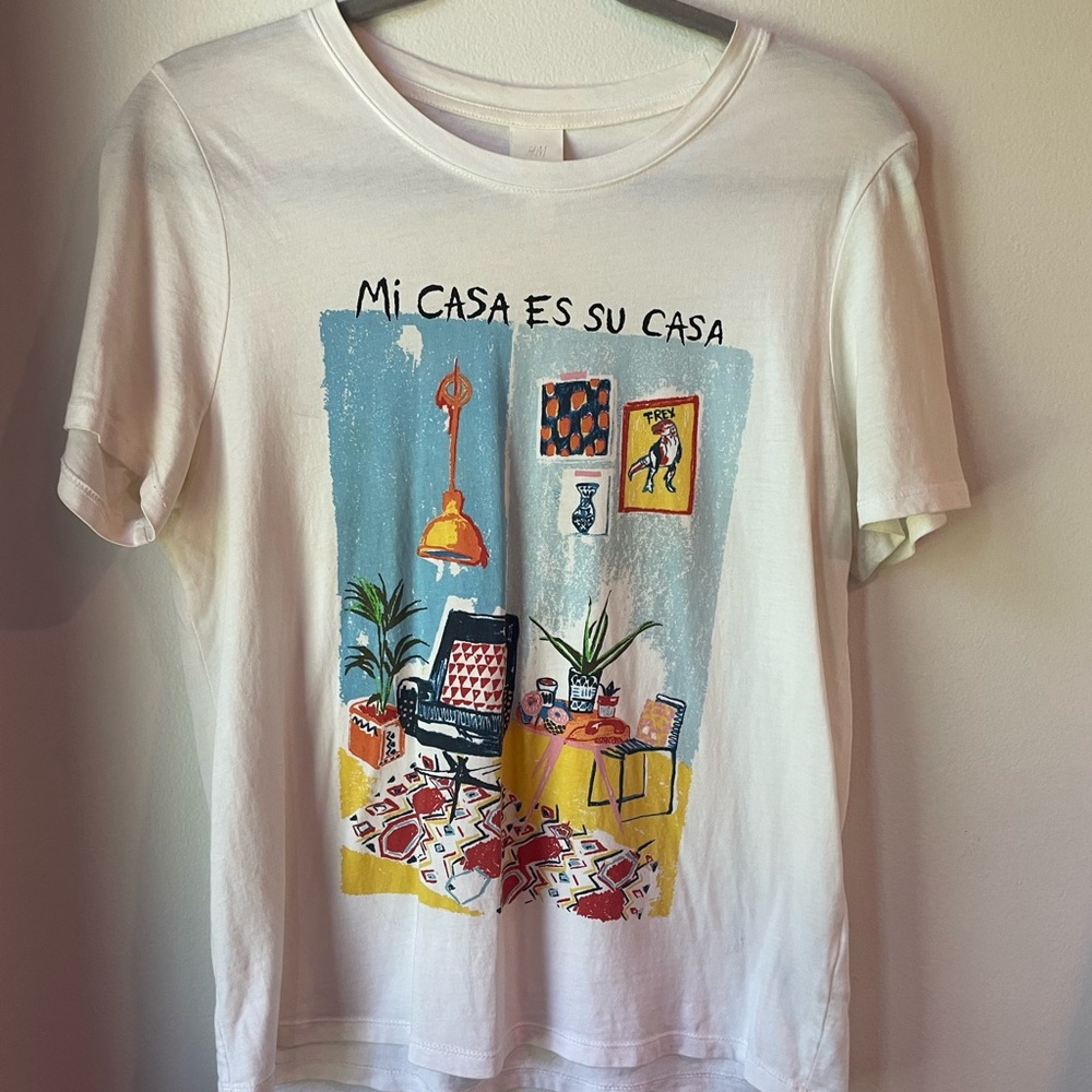 H&M t shirt - Picture 1 of 2